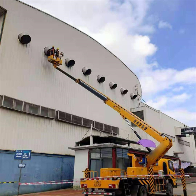 成安县高空作业车出租服务：专业广告牌安装解决方案