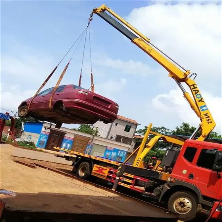 成安县吊车吊汽车的正确方法